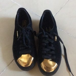 Suede Puma Platforms W/ Gold Front